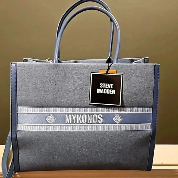 Steve Madden Handbags - STEVE MADDEN TOTE 2 IN 1 CROSSBODY BAG